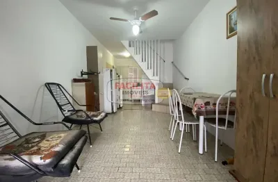 Casa com 2 quartos à venda na Avenida Paranaguá, Centro, Matinhos