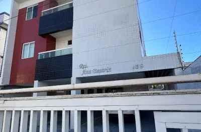 Apartamento com 3 quartos  no bessa a 200 metros da praia
