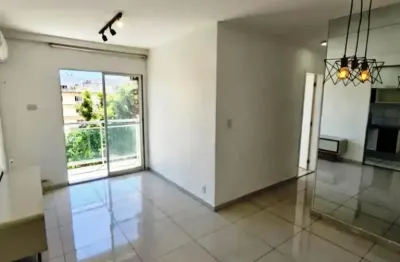 Ótimo apto desocupado varanda 2qts (1suite) no spazio regency