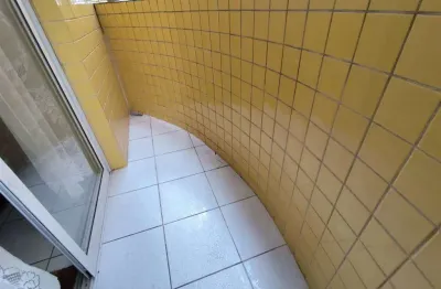 Apto 1 dorm, c/ sacada, 56 m² de área útil. bairro: canto do forte.