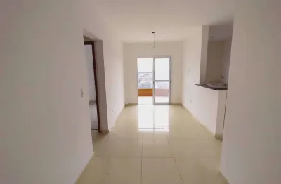 Apto de 2 dorm, sendo 1 suíte, c/ sacada, 67,59 m² de área útil. bairro: maracanã.
