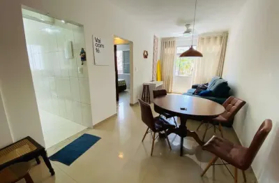 Apto de 01 dorm, 49m² de área útil, mobiliado e vista mar.bairro: vila tupi.