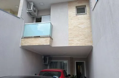 Casa com 3 quartos à venda na Rua Santa Eufêmia, 241, Vila Carrão, São Paulo