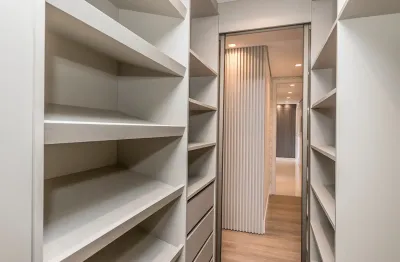 Lindo apartamento decorado com 3 dormitórios bairro menino deus