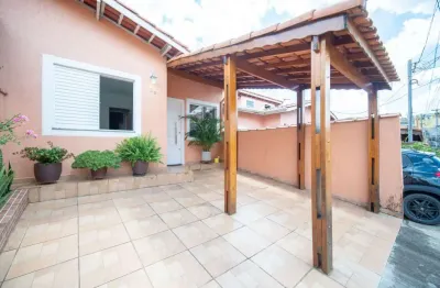 Casa para venda em cotia, jardim petrópolis, 2 dormitórios, 2 banheiros, 2 vagas