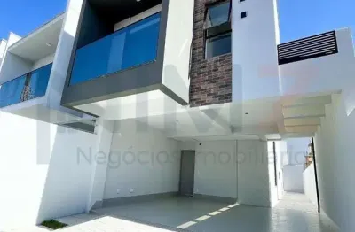 Lindo sobrado em construção no centro de itajaí. 3 suítes, 2 vagas, área com churrasqueira!