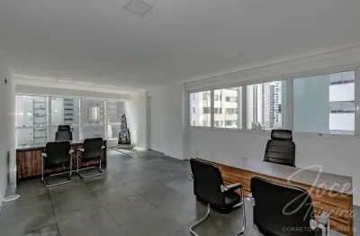 Excelentes salas comerciais á venda no centro de balneário camboriú! oportunidade para investidores!