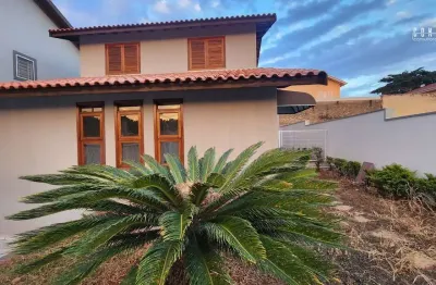 Casa sobrado em indaiatuba, vila suíça com 4 quartos sendo 1 suíte - 162 m²