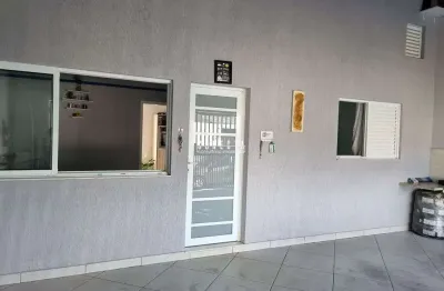Casa térrea em indaiatuba, jardim dos colibris com 3 quartos e 1 suíte - 133 m²