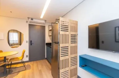 Apartamento com 1 dormitório para alugar, 21 m² por r$ 2.390/mês - água verde - curitiba/pr