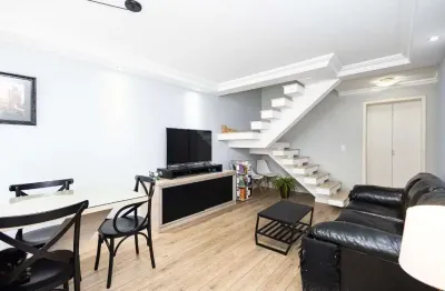 Sobrado com 3 dormitórios à venda, 190 m² por R$ 945.000,00 - Boa Vista - Curitiba/PR