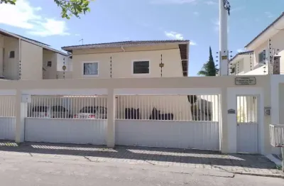 Casa com 2 quartos à venda na Rua Zoraída, Vila Praiana, Lauro de Freitas