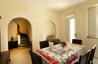 Casa com 4 quartos à venda na Rua Rio Amazonas, 27, Vila Laura, Salvador