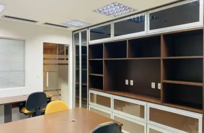 Sala comercial para alugar na Avenida Luís Viana, 6462, Paralela, Salvador