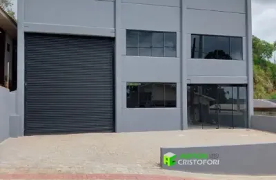 Barracão novo à venda, com 240 m² de área construída, bairro don pascoal, perto do visa atacadista