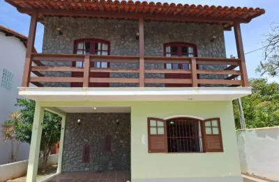São Pedro da Aldeia – Lado da Lagoa - Casa Duplex com 3 quartos em Condomínio Fechado – Balneário