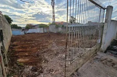 Terreno à venda na Rua Hans João Rogalsky, Xaxim, Curitiba