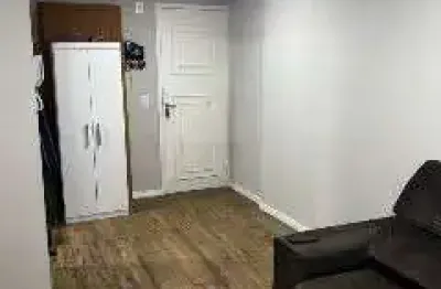 Apartamento para Venda em Curitiba, Pinheirinho, 2 dormitórios, 1 banheiro, 1 vaga