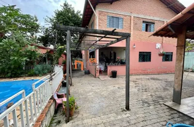 Casa duplex localizada no bairro proximo a lagoa central - lagoa santa