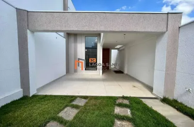 Casa de 03 quartos no bairro lundceia localizada a 1,8 km da orla da lagoa