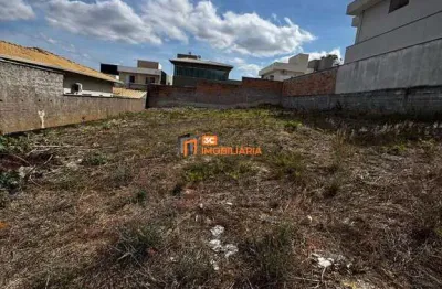 Lote de 525 m² com zoneamento r-2 no condomínio trilhas do sol