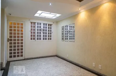 Casa com 3 quartos à venda na Rua Ibatiba, 311, Utinga, Santo André