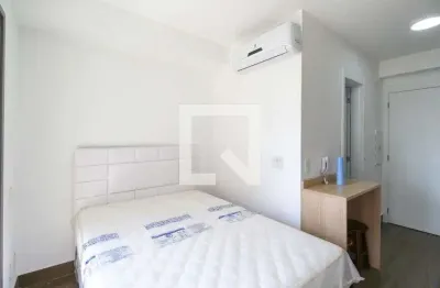 Kitnet / Stúdio à venda na Alameda Jauaperi, 354, Moema, São Paulo