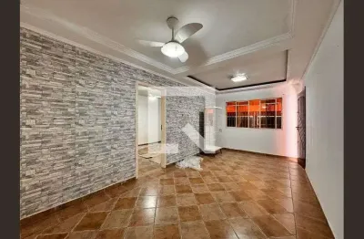 Casa com 3 quartos à venda na Rua Chipre, 194, Utinga, Santo André