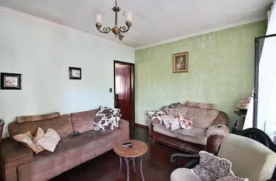 Casa térrea com 3 dormitórios na região de são bernardo do campo-sp