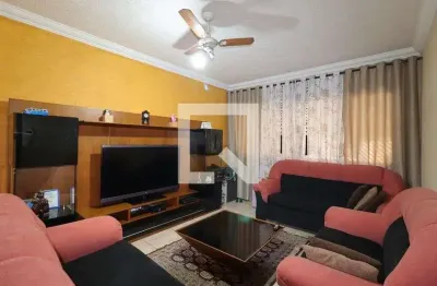 Casa com 3 quartos à venda na Rua Guarujá, 384, Vila Clarice, Santo André