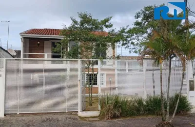 Sobrado à venda próximo à orla da praia marim de sá - caraguatatuba