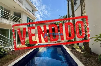 Casa em condomínio fechado com 4 quartos à venda na Avenida Omar Daibert, Parque Terra Nova II, São Bernardo do Campo