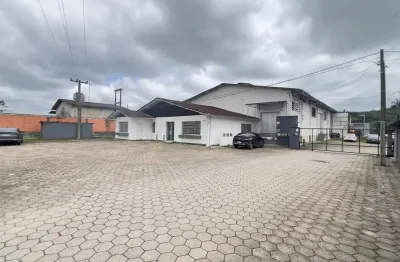 Barracão / Galpão / Depósito com 4 salas para alugar no Jardim Sofia, Joinville 