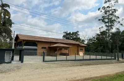 Barracão / Galpão / Depósito com 2 salas para alugar no Floresta, Joinville 
