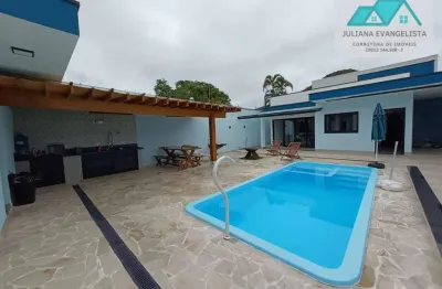 Linda casa para locação definitiva na Praia Martim de Sá - Caraguatatuba-SP