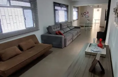 Casa com 3 quartos à venda no Martins, Uberlândia 