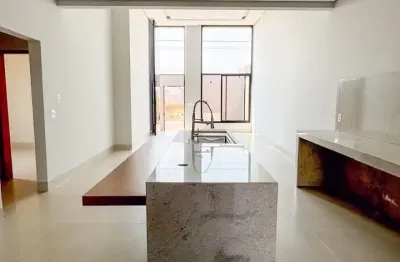 Casa com 3 quartos à venda no Novo Mundo, Uberlândia 