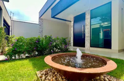 Casa com 4 quartos à venda no Santa Mônica, Uberlândia 