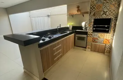 Casa com 3 quartos à venda no Alto Umuarama, Uberlândia 