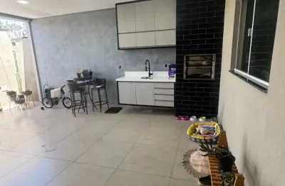 Casa com 3 quartos à venda no Santa Rosa, Uberlândia 