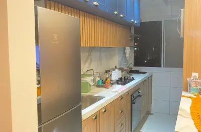 Apartamento com 2 quartos à venda no Jardim Holanda, Uberlândia 