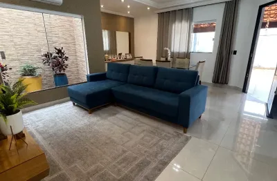 Casa com 3 quartos à venda no Morumbi, Uberlândia 