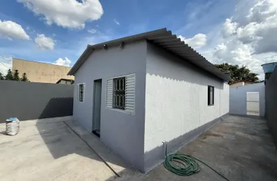 Casa com 2 quartos à venda no Tocantins, Uberlândia 