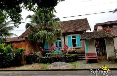 Imóvel com potencial para pousada, hostel - 4 suites - 4 chalés - piscina - retorno garantido