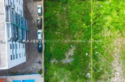 Vendo um terreno a 1 quadra da av. são luís rei de frança, próximo ao incra turu