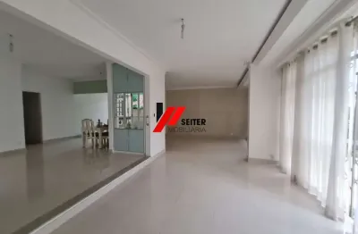 Casa com 4 quartos à venda na Agronômica, Florianópolis 