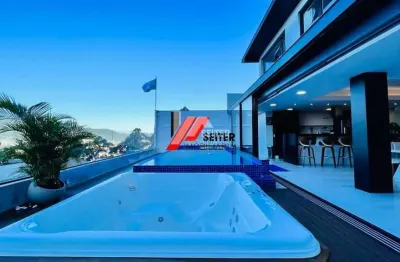 Casa com 4 quartos a venda, 285,77 de área construída Trindade