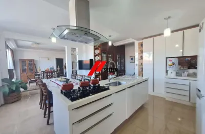 Casa com 6 quartos à venda na Agronômica, Florianópolis 