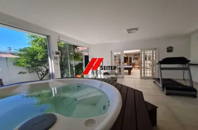 Casa de 3 suites para locação no corrego grande florianopolis