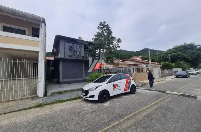 Casa com 6 quartos à venda no Monte Verde, Florianópolis 